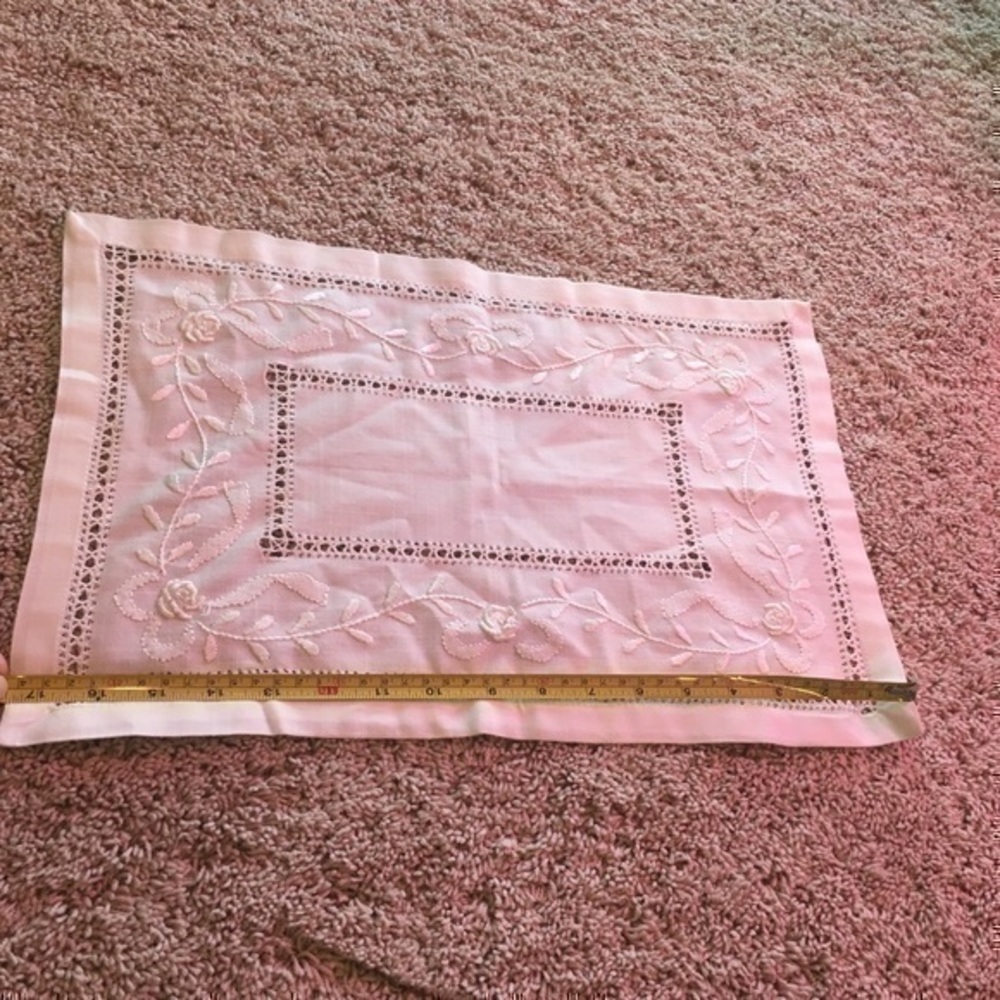 Vintage Handmade tissue box cover - Picture 5 of 9